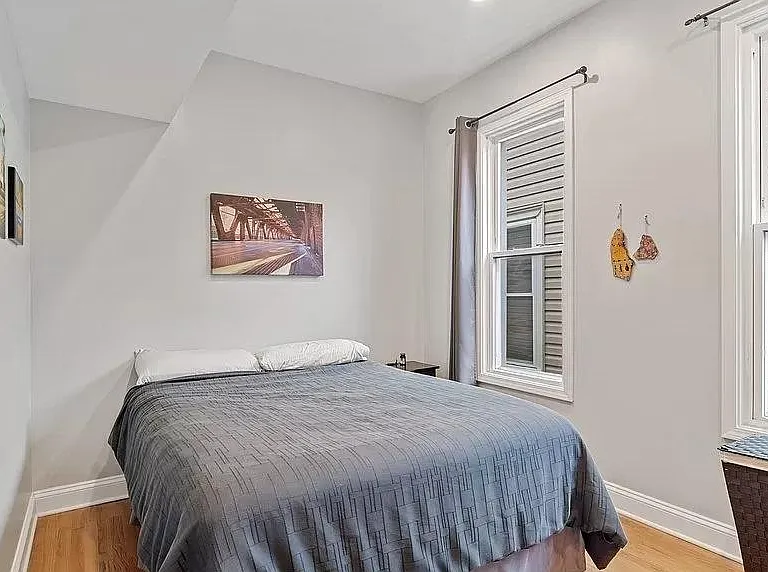 2717 N Artesian Ave #2 — Photo 7
