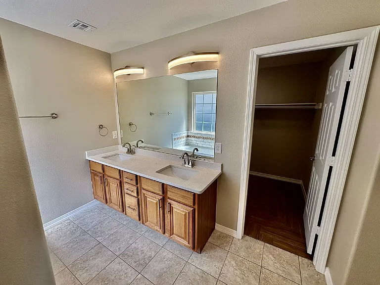 6 Roessler Ln — Photo 26