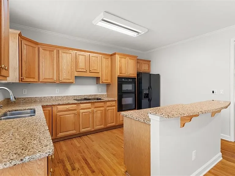 4372 Paces Point Cir SE — Photo 18