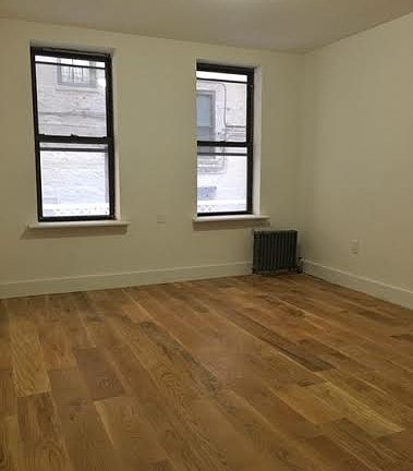 4th image of 718 W 171st St APT 44