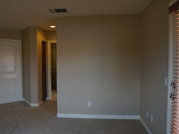 3rd image of 52218 Rosewood Ln