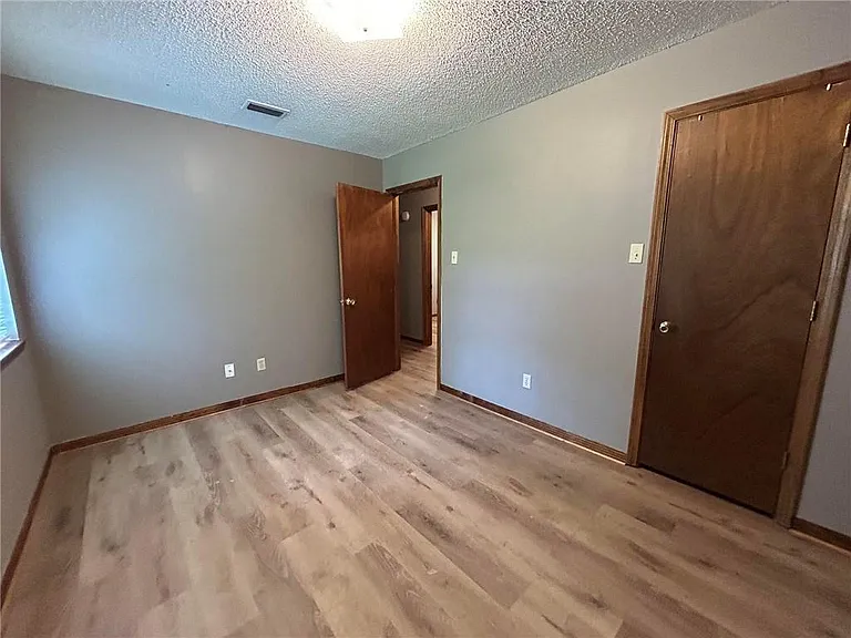 8130 Center St — Photo 12