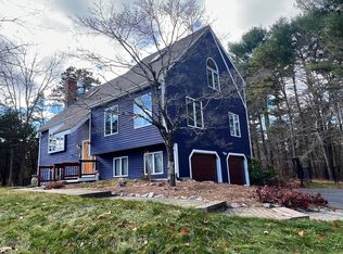 4 Anthony Rd, Hopedale, MA 01747