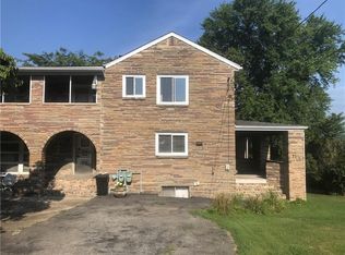 71 1/2 Westmoreland Rd, Trafford, PA 15085