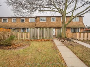 165 Limeridge Rd W #2, Hamilton, ON L9C2V4