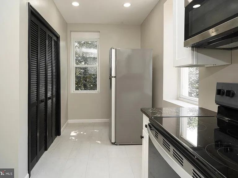 5820 Willows Ave #2 — Photo 4