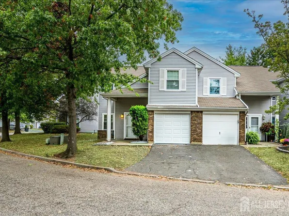77 Lawrence St, New Brunswick, NJ 08901