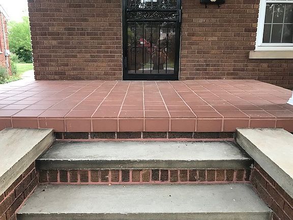 Beautiful Ceramic Porch