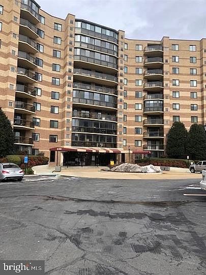 1st image of 8380 Greensboro Dr APT 423