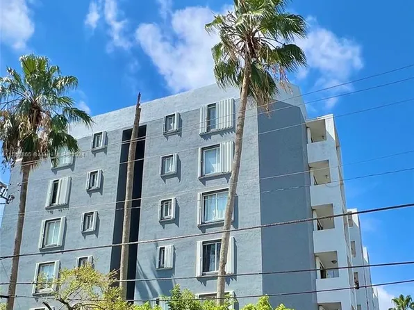 1010 NW 11th St APT 309, Miami, FL 33136