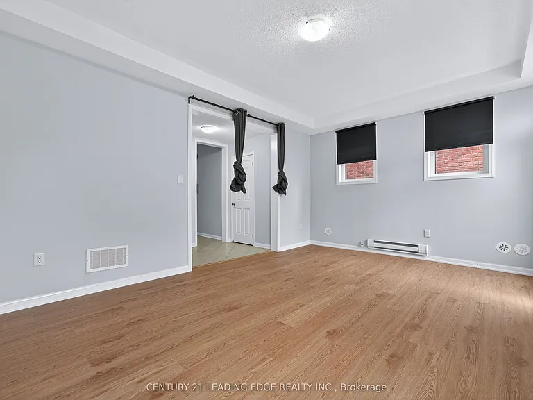 64 Ferguson St — Photo 9