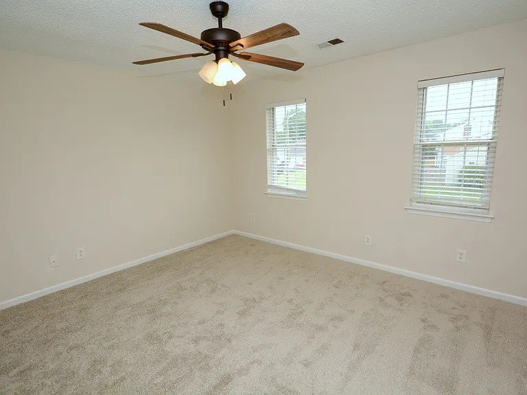 1217 Reardon Cir — Photo 24