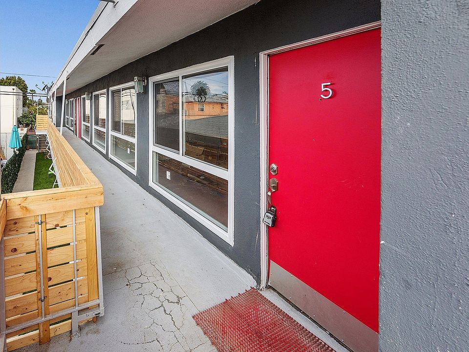 2455 Pasadena Avenue 2455 Pasadena Ave Long Beach, CA Zillow