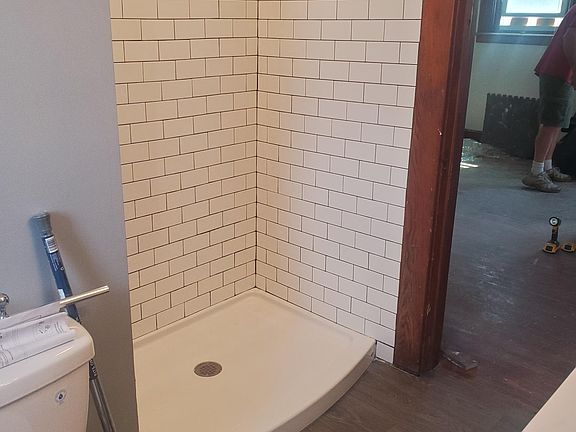 4th image of 677 Washington Ave APT 2