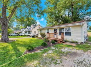 422 Leonard Ave, Valley Park, MO
