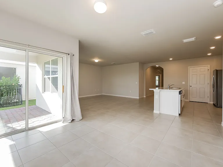 5349 Shell Mound Cir — Photo 9
