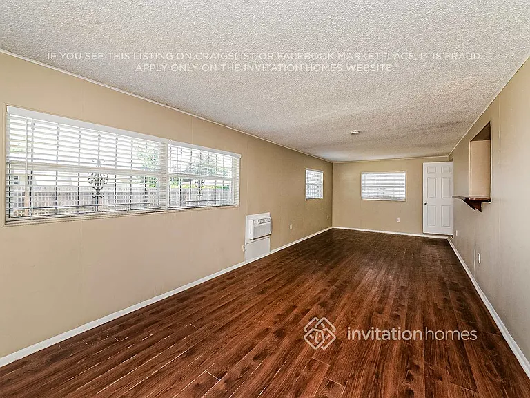 312 48th St W — Photo 8