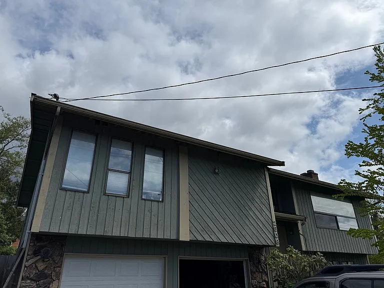 2808 Saint Clair St — Photo 3