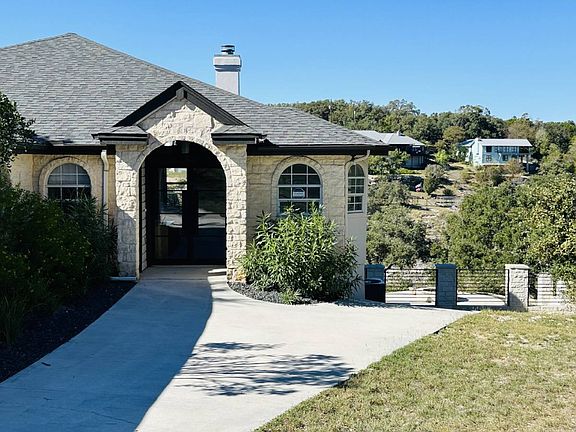 2nd image of 321 Village View Dr