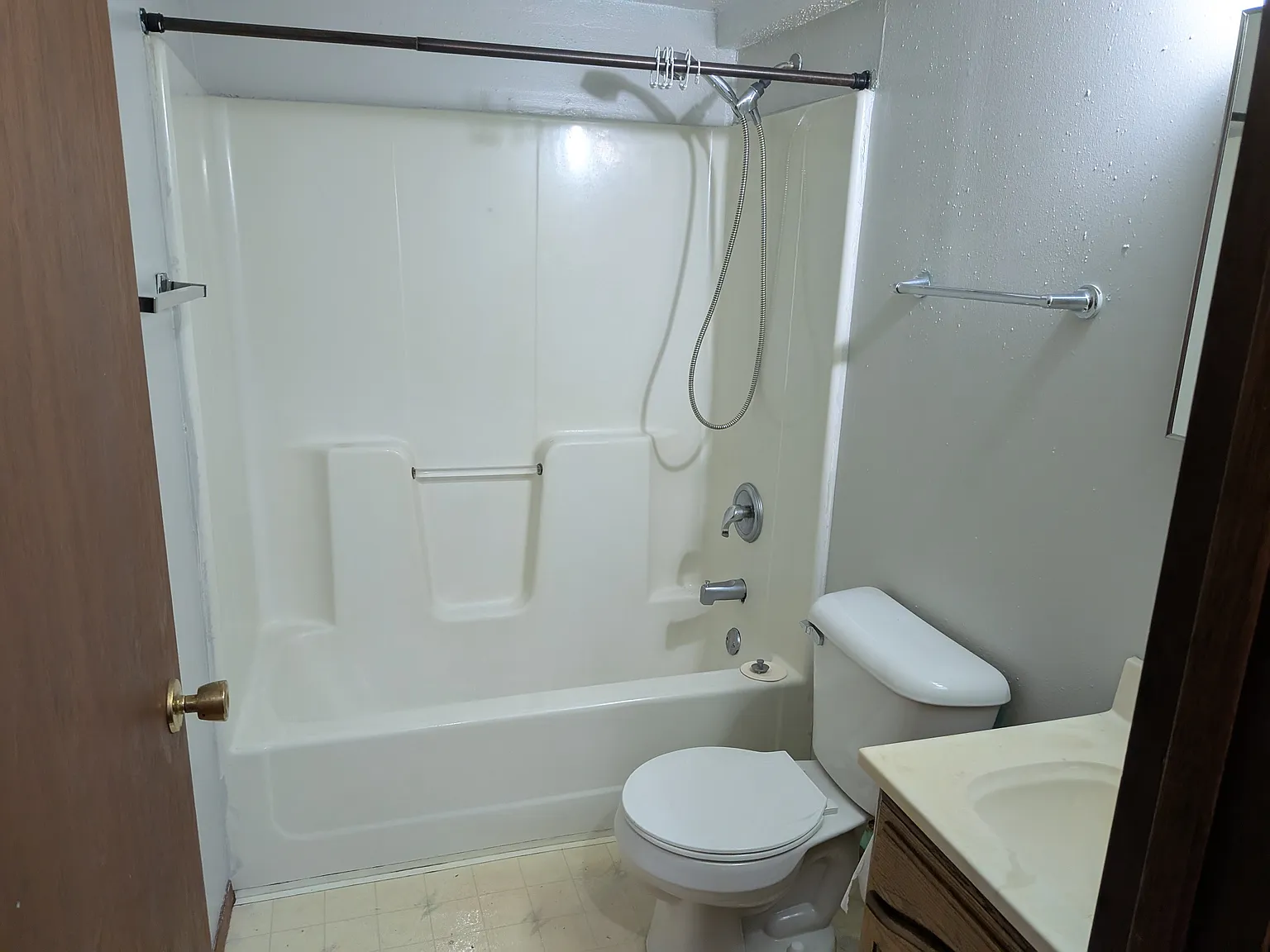 1 bed, $650 — Photo 4