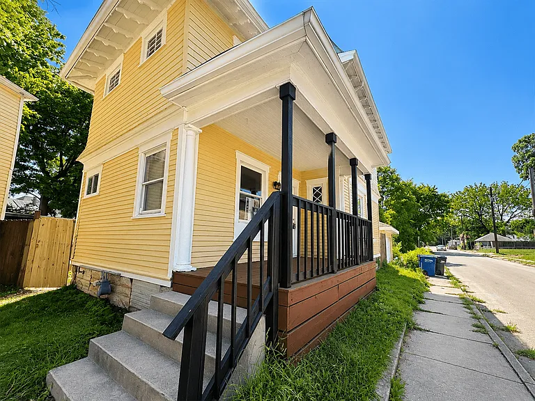 534 Geyer St — Photo 12
