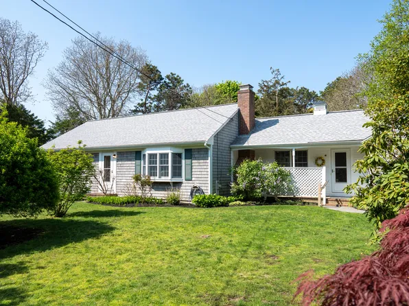 72 Forest Hills Drive, East Dennis, MA 02641