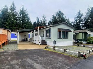2360 Seaway Dr, Coos Bay, OR 97420