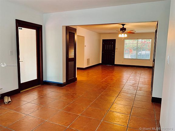 4th image of 1220 Aguila Ave