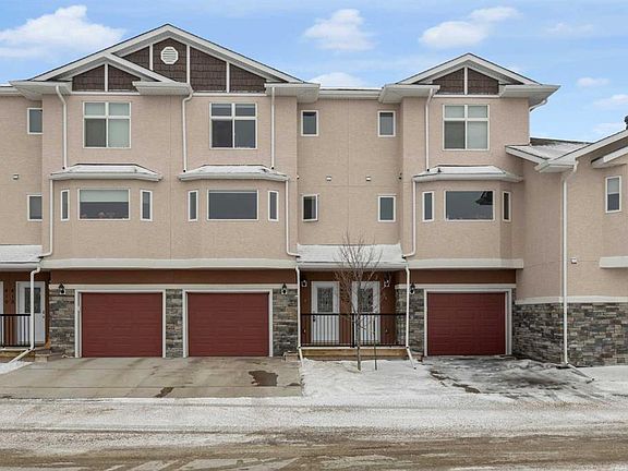 2nd image of 420 N Strathcona Cir