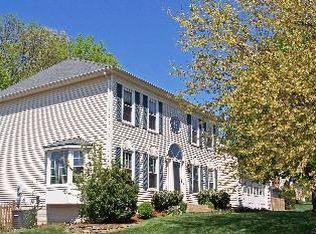 13714 Springstone Dr, Clifton, VA 20124