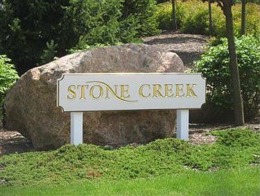 1st image of 401 Creekside Dr