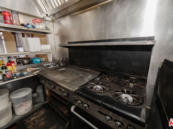 los-angeles-california-2098295573 picture