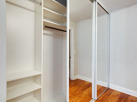 5th image of 1419 Peerless Pl APT 213