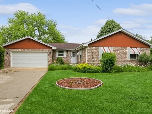 5253 NW 62nd Ave, Johnston, IA 50131