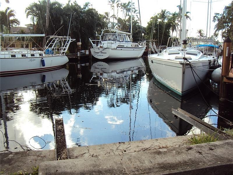 1st image of 900 Guava Isle