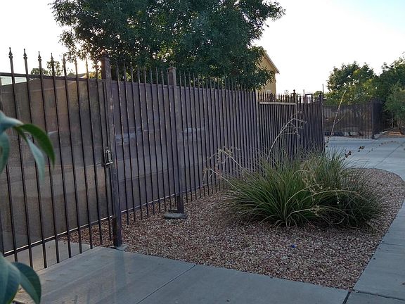 3rd image of 7130 N Loop Dr