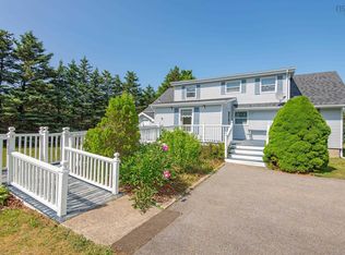 194 Peter Dugas Rd, Meteghan, NS B0W2J0