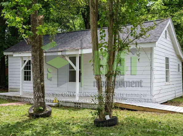 934 Motley St, Lagrange, GA 30241