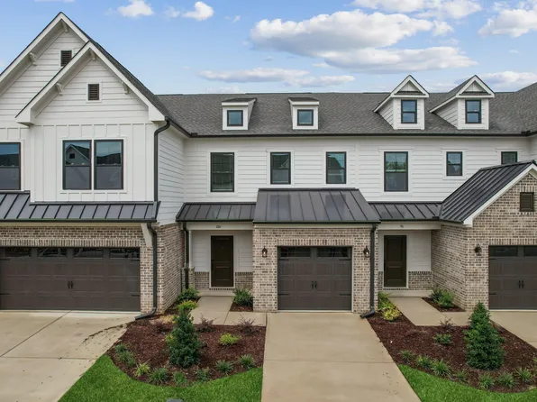 100 Periwinkle Pl #14, Clayton, NC 27527
