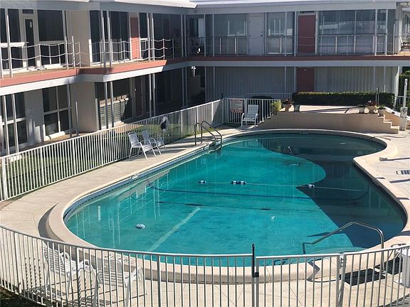 2nd image of 2700 Yacht Club Boulevard #6C