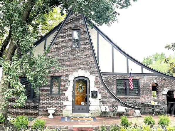 620 W Jaccard Pl, Joplin, MO 64801