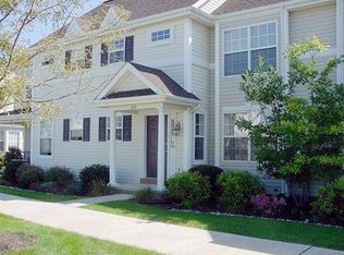 620 Brentwood Dr, Lititz, PA 17543