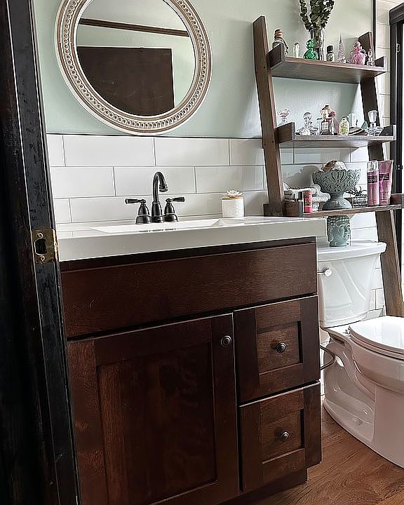 Lower custom vanity 