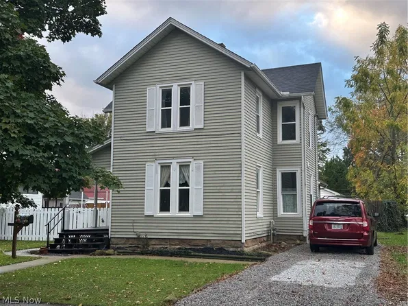 117 Magyar St, Wellington, OH 44090