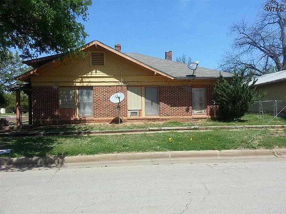 3rd image of 2208 Avenue E