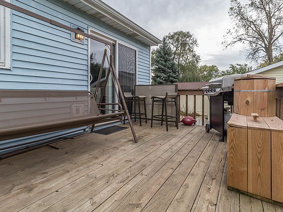 5th image of 608 Dutch Hill Dr