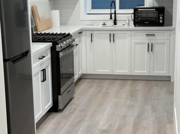 365 Melrose Dr #A, Oxnard, CA 93035