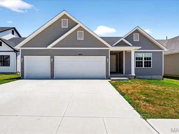 1458 Grey Wolf Dr, Imperial, MO 63052