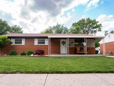 33755 Vista Way, Fraser, MI, 48026
