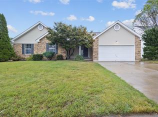 152 Hastings Way St, Charles, MO 63301